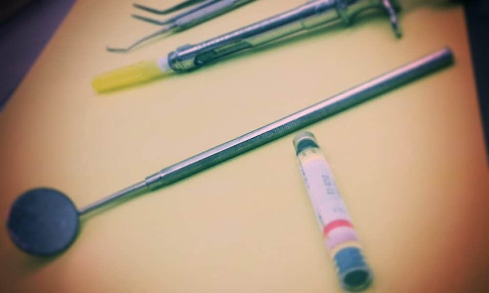 Doctor Lee Dentistry