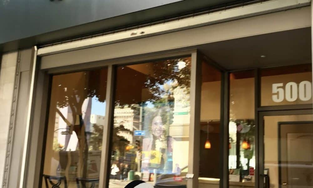 Dr. Sam Lavi Cosmetic and Implant Dentistry